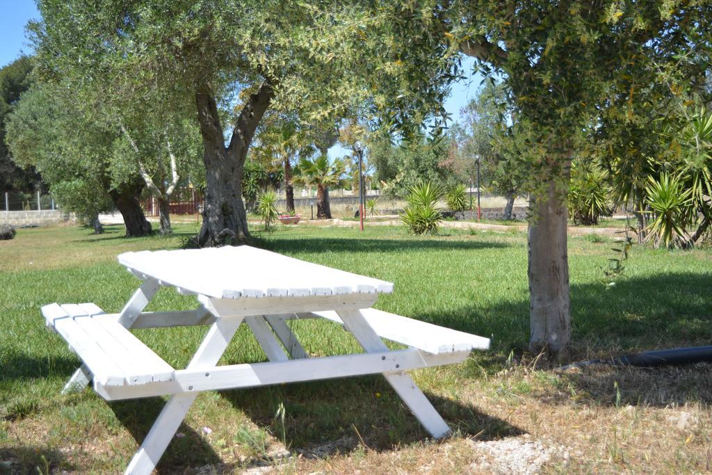 Agriturismo "Terra D'Ulivi" Porto Cesareo Exterior photo